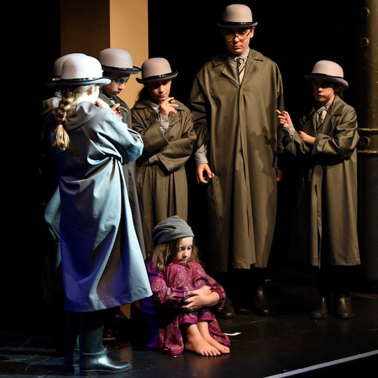 Momo Kinder- und Jugendensemble der Kunstschule Labyrinth